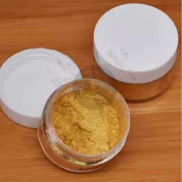Golden Dust Golden Dust Pack Of 5Grms